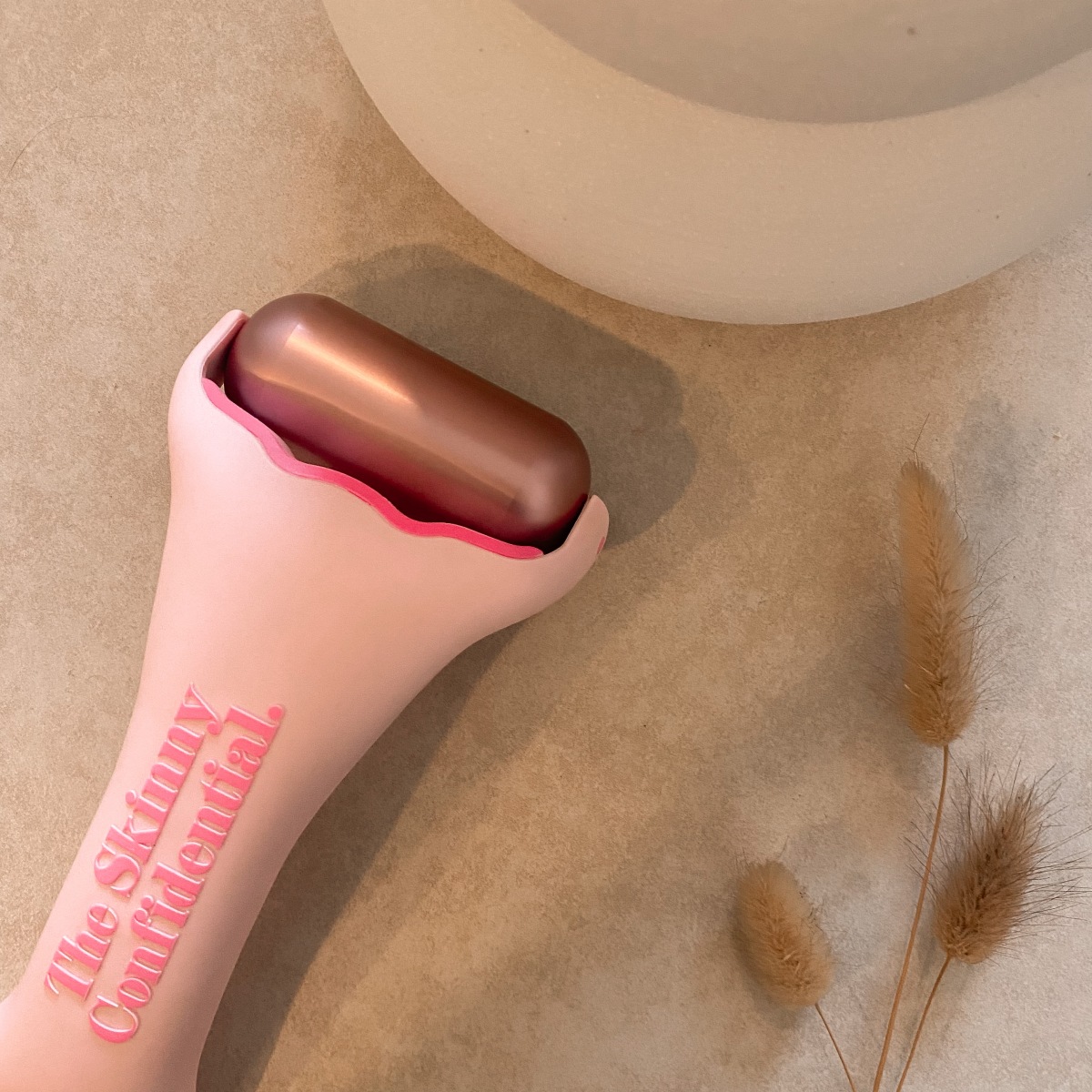 The Prettiest — and Best — Ice Roller from The Skinny Confidential
